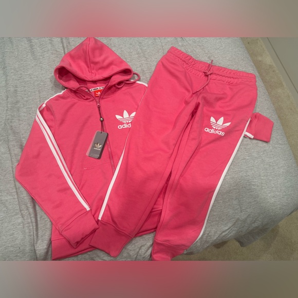 Adidas Capri jogger set - Picture 1 of 5